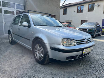 VOLKSWAGEN GOLF 1,6 i 77 Kw