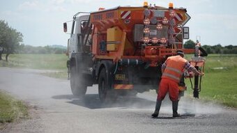 Stříkač 35.000 - 45.000 kč