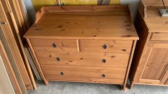 Ikea Leksvik komoda 4š masiv antik hemnes