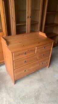 Ikea Leksvik komoda 4š masiv antik hemnes