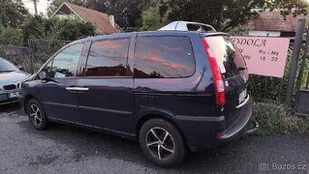 citroen c8, dveře, airbag, kapota, navigace. narazník