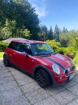 Minicooper r57 - 1.6 benzín r. výroby 2002