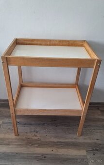 Přebalovací pult ikea