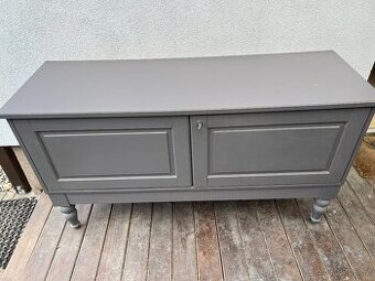 Ikea komoda