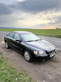 Volvo S60 2.5T AWD, 154 kW, automat, facelift – ČR