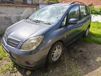 TOYOTA COROLA VERSO D4D