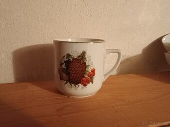 1x Porcelánový hrnek "Original Bohemia" s ovocným dekorem