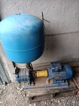 Domácí vodárna, motor 2,2 kW 380/220V