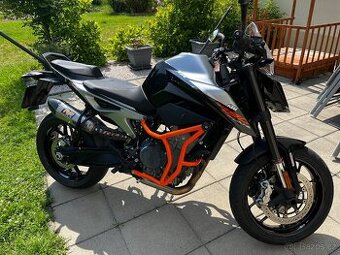 KTM DUKE 790 ,REG..8/2019 ,kup a servis ČR ,najeto 15 tis