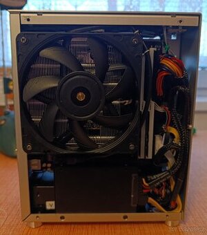 Herní PC - Ryzen 5 500, 16 GB (2 x 8 GB)