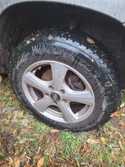 4 x pneu s disky Nissan X trail T 30