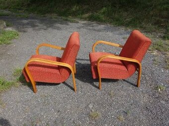 Dvě křesla Koželka a Kropáček , dobrý stav, cena je d - 1