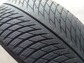 235/55 R17 MICHELIN (3922)