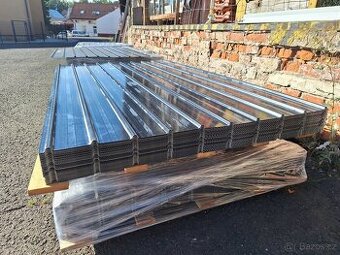 Trapézové plechy 91 x 150cm  Černé  a Hnědé