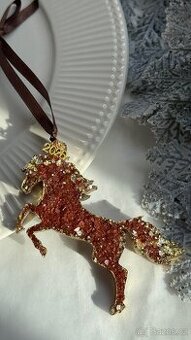 Vánočni ozdobí koně na váš stromeček