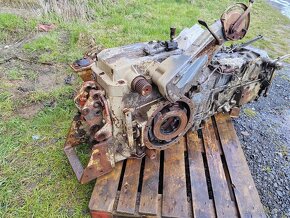 Díly převodovka,portály,hydraulika, náprava Zetor Crystal