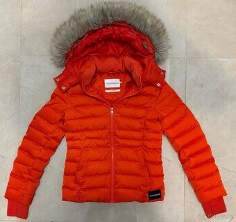 Zimní péřová bunda Calvin Klein