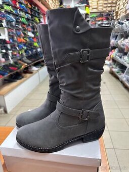 Damske zimni kozačky , s kožíškem uvnitř