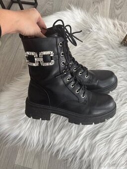 Černé polokozačky / workery