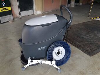 Podlahový mycí stroj Nilfisk SC 430 53 B - 53 Mth