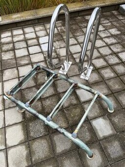 Nerezové dělené schody