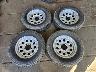 Sada disku 5x139,7mm s pneu 215/70/15 - Jimny - 1