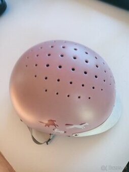 prodám dětskou jezdeckou přilbu - 1