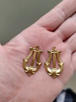 Prodám límcové označení hudebníka