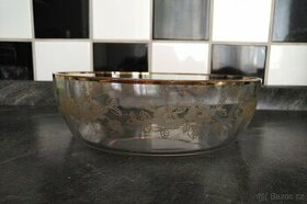 Mísa se zlatým motivem