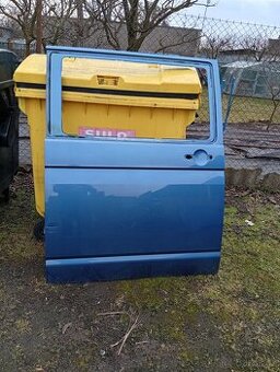 Pravé posuvné dveře vw t5
