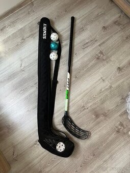 Florbalová hokejka s pouzdrem