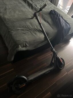 Segway Ninebot F30D – velmi dobrý stav, Praha