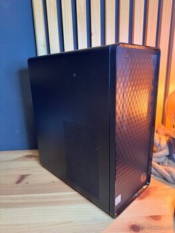 Stolní PC i5, 16 GB Ram, GTX 1650