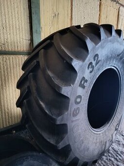 Pneumatika na kombajn