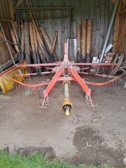 Prodám nesený shrnovač sena Fella 320 TS