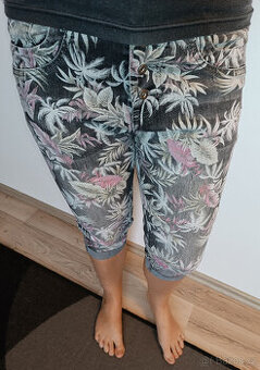 Dámské džínové kraťasy na knoflíky Newplay - vel. S