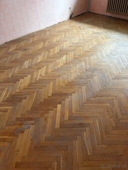 Parkety za odvoz zdarma