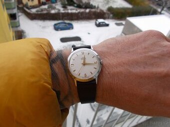 vzacne trezorovky hodinky prim Šupinač rok 1960 origostav