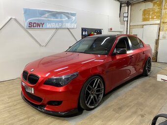 Lipo spoiler pod nárazník na BMW E60 E61 M5 nárazníky