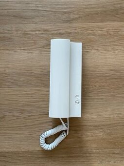 Domovní telefon Tesla Elegant 4 FP 211 01.201