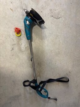 Elektrický vyžínač Makita UR3000 450W