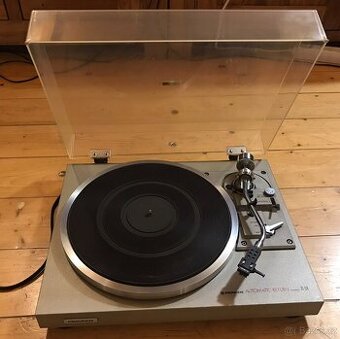 GRAMOFON PIONEER PL-514 (1978) VE DŘEVĚ,NOVÁ ŘEMÍNEK ,PĚKNÝ