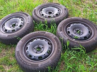 4 kusy 165 70 R14 letní pneumatiky na discích  5J 14 plech