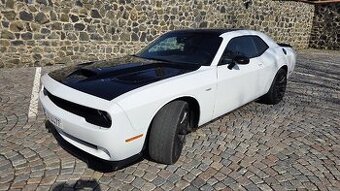 Dodge Challenger 5,7 R/T HEMI r.v. 2019 najeto 34 tkm
