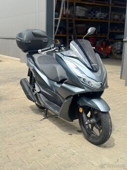 Honda pcx 125 rok 2022