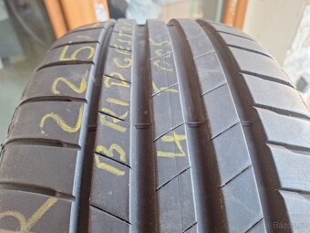 Prodám letní pneu 225/40/19 Bridgestone