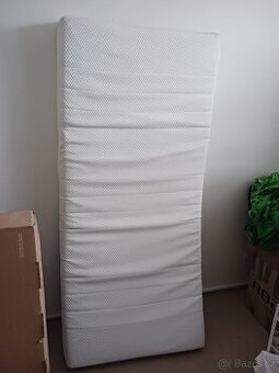 IKEA matrace 200 × 90