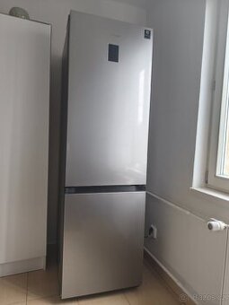 Kombinovaná lednice Samsung SpaceMax – top stav, spěchá (