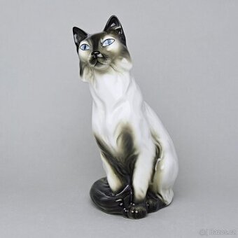 Porcelánová kočka
