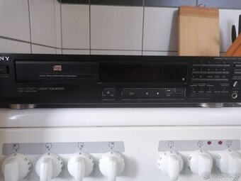 CD přehrávač Sony CDP497